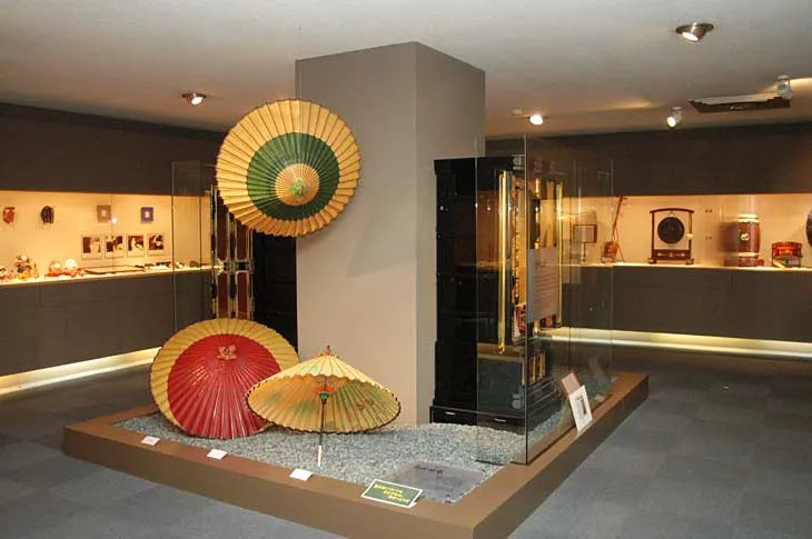 石川県立伝統産業工芸館